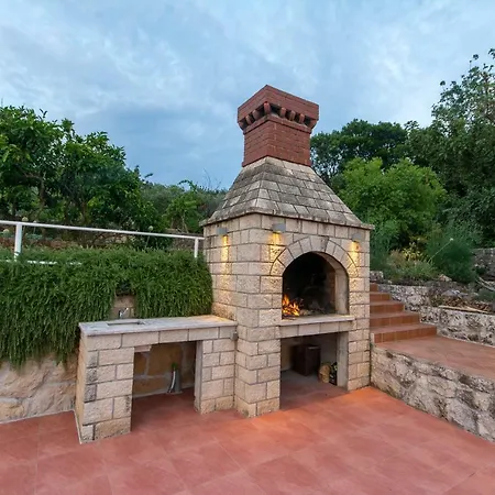 Villa Molunat Apartman *